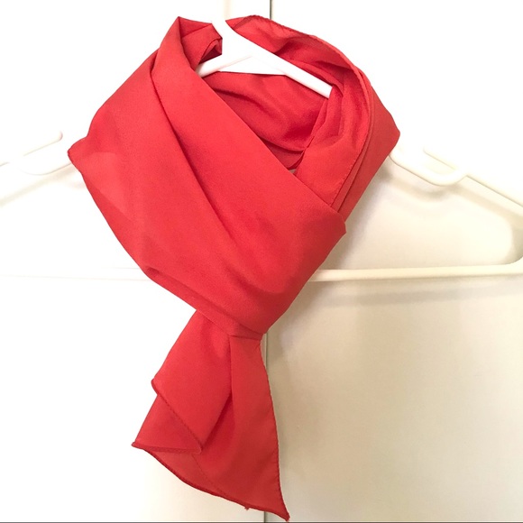🇨🇦 *FREE with purchase - Bright red Neck Scarf - Picture 4 of 4